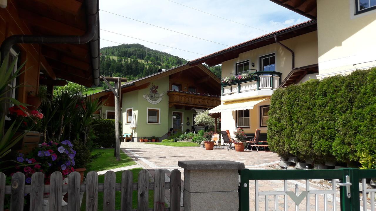 Appartements Romantika & Appartement Barbara วาไกรน์ ภายนอก รูปภาพ